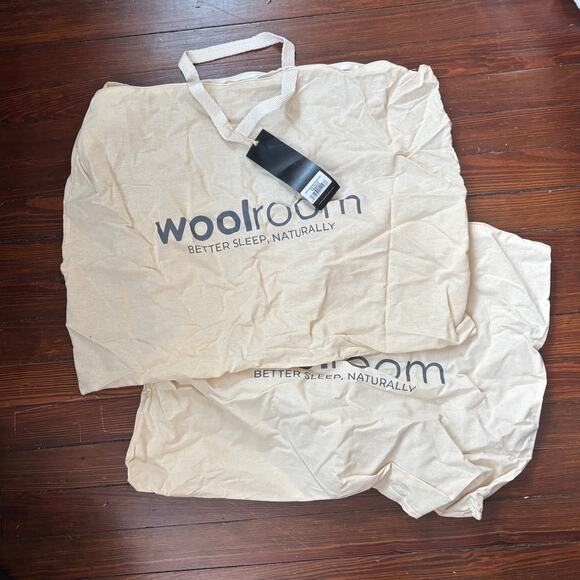 Woolroom Deluxe Washable Wool Pillows w/ Extra Covers - Picture 5 of 5